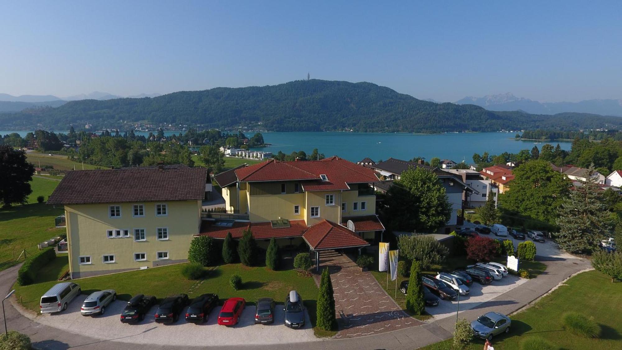 Die Wunder S Ferienpension Portschach am Worthersee Bagian luar foto